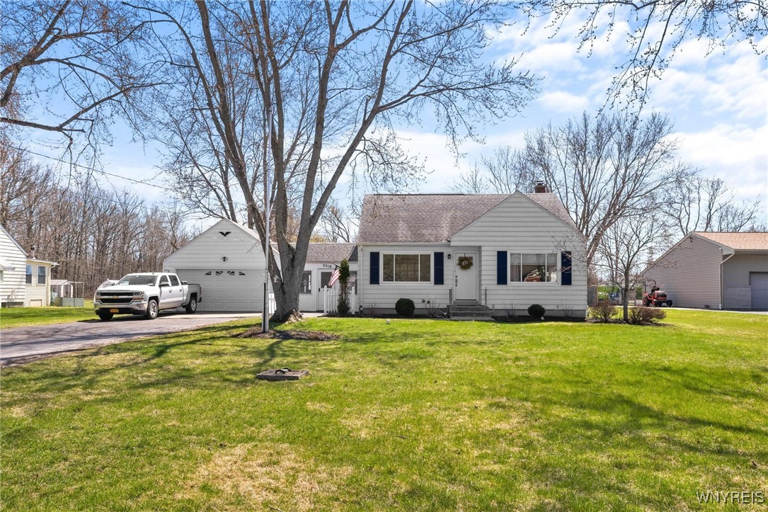 2518 Fix Road, Grand Island, New York image 3