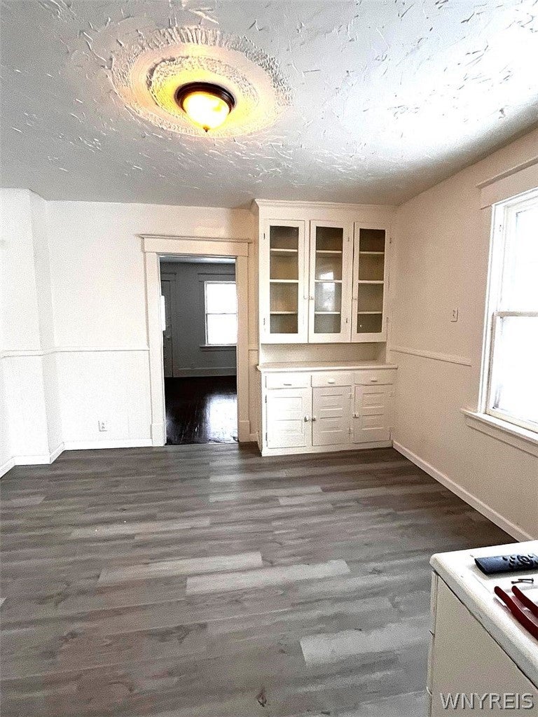 Photo of 1930 Welch Avenue, Niagara Falls, NY 14303 (MLS # B1713860)