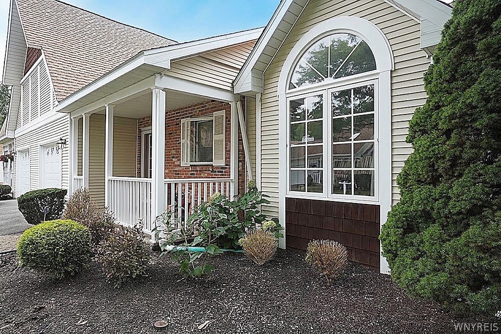 23 Sweet Bay Lane