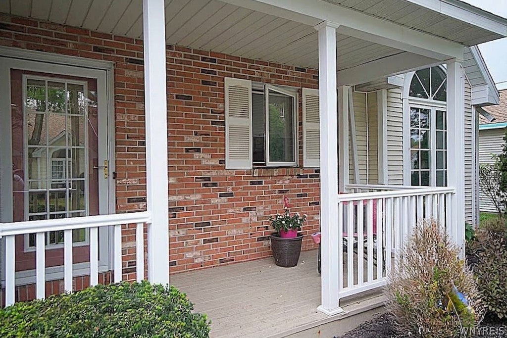 23 Sweet Bay Lane