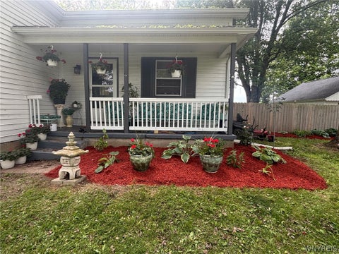 Photo of 10280 Transit Road, Amherst, NY 14051 (MLS # B1675462)