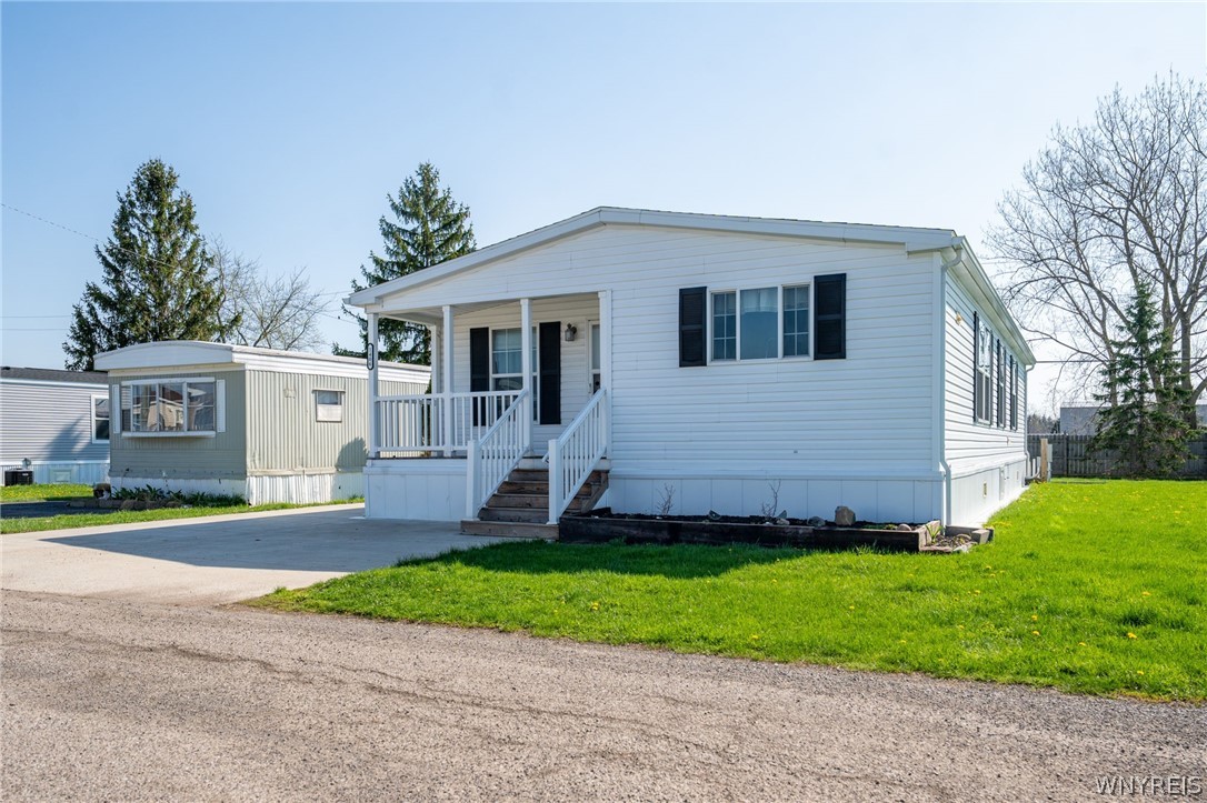 1406 East Drive