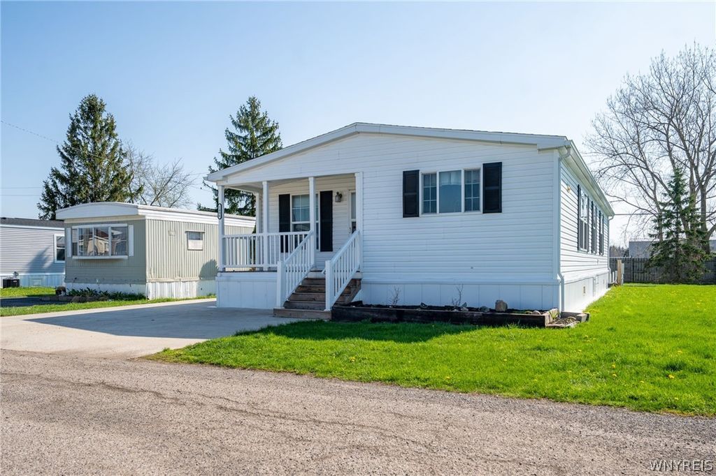 Photo of 1406 East Drive, Alden, NY 14004 (MLS # B1677502)