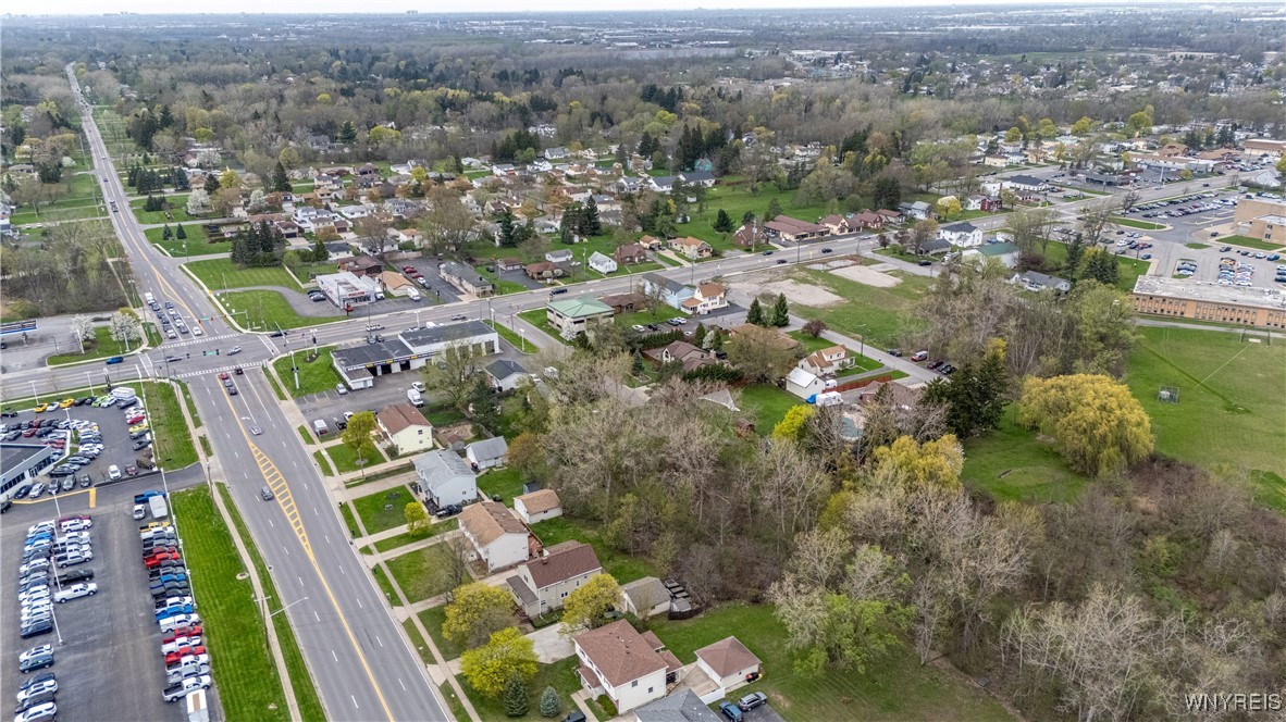 Monroe Avenue, Lancaster, New York image 3