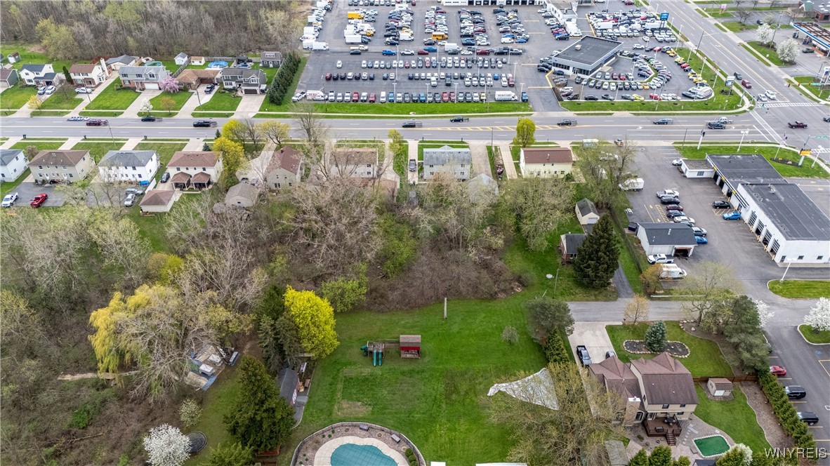 Monroe Avenue, Lancaster, New York image 12
