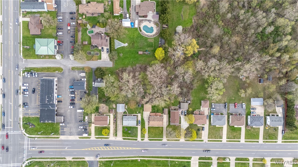 Monroe Avenue, Lancaster, New York image 10
