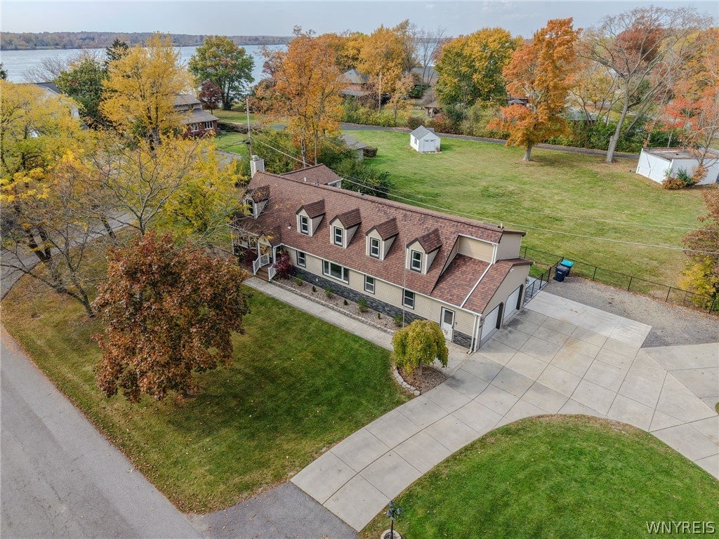 2507 Oak Harbor Road