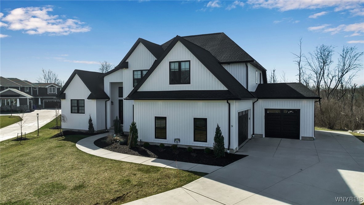 9 Blackstone Court, Lancaster, New York image 2