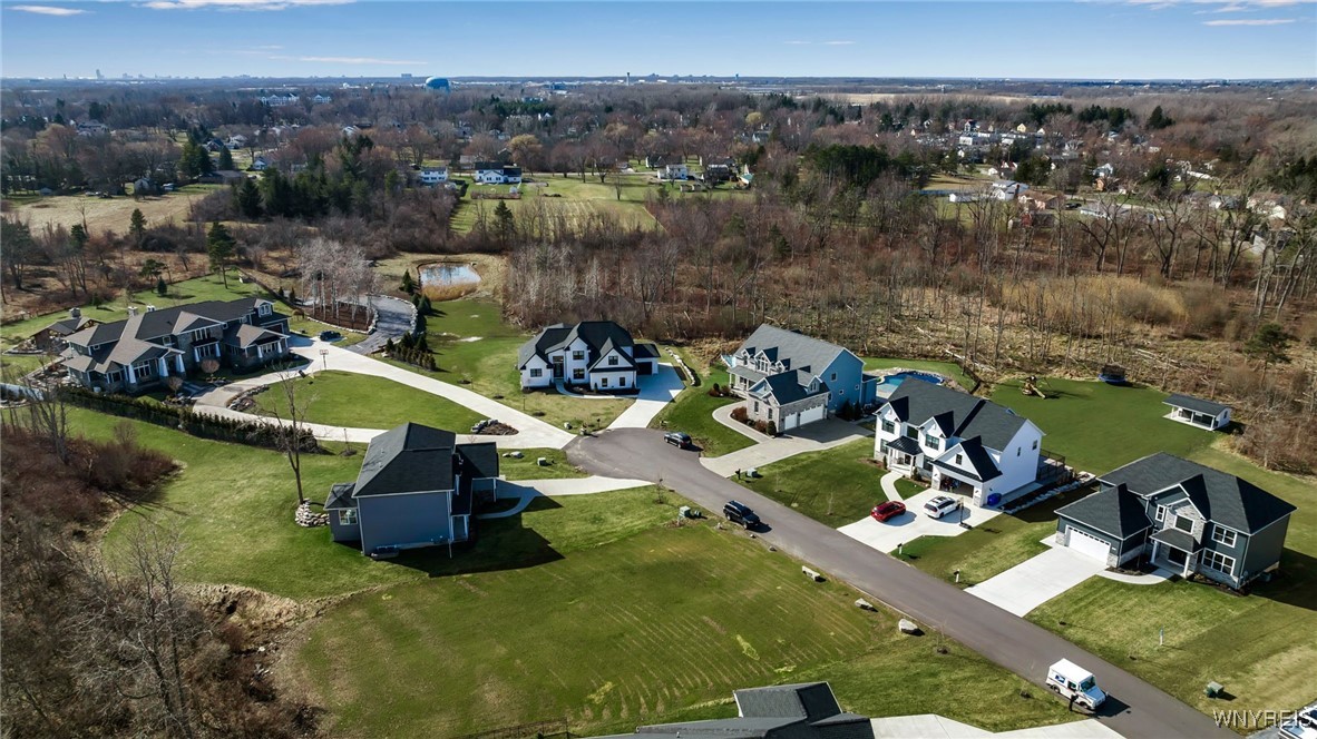 9 Blackstone Court, Lancaster, New York image 4