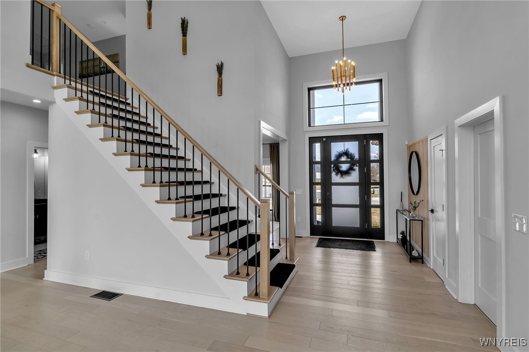 9 Blackstone Court, Lancaster, New York image 5
