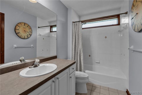 Tiny photo for 5225 Fox Trace TRCE, Clarence, NY 14221 (MLS # B1699903)