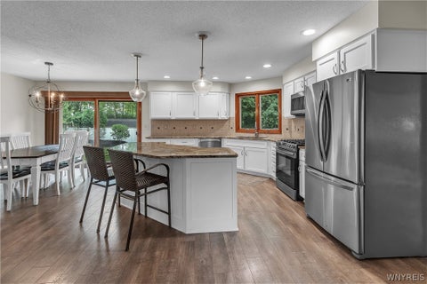 Tiny photo for 5225 Fox Trace TRCE, Clarence, NY 14221 (MLS # B1699903)