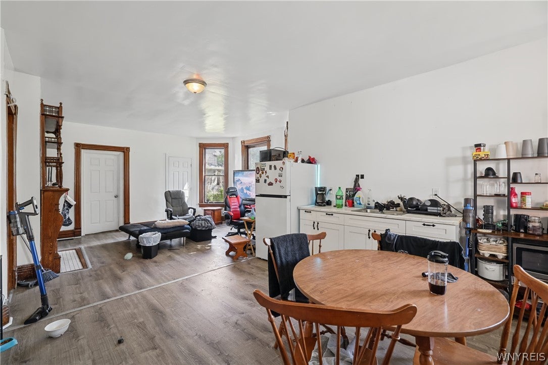 439 4th Street