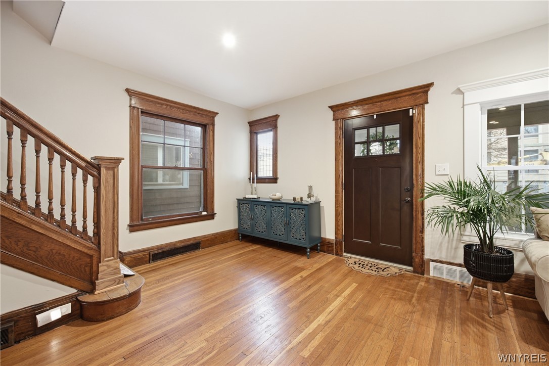 876 Lafayette Avenue