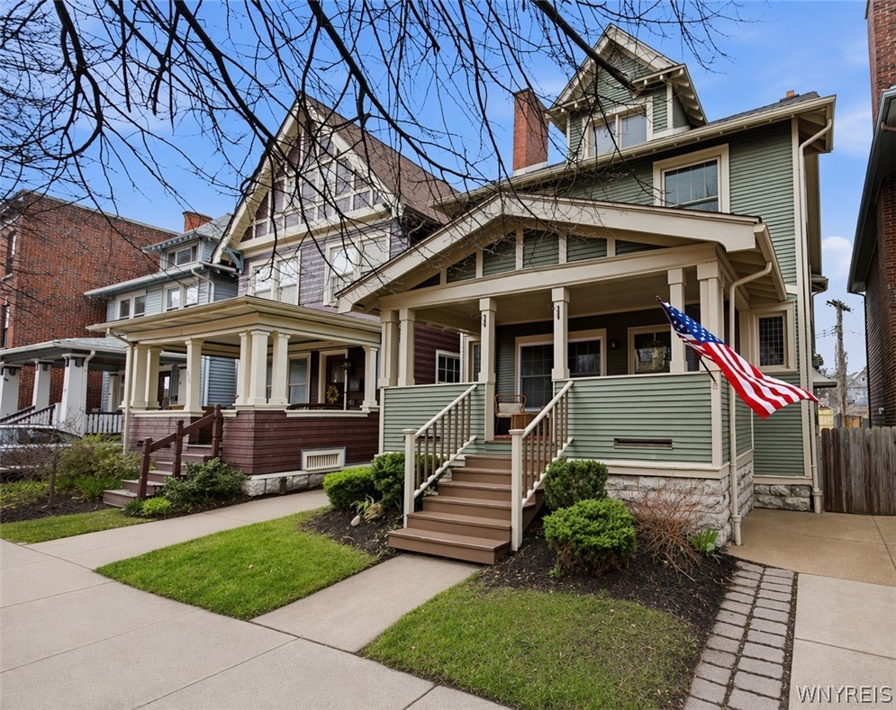 876 Lafayette Avenue