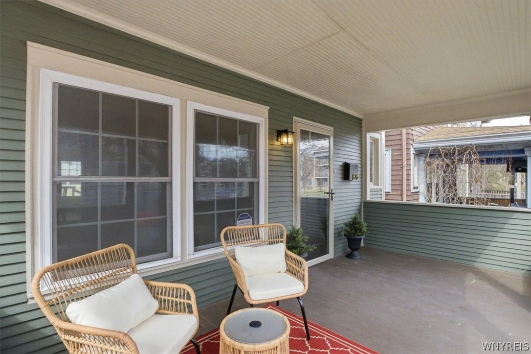 876 Lafayette Avenue