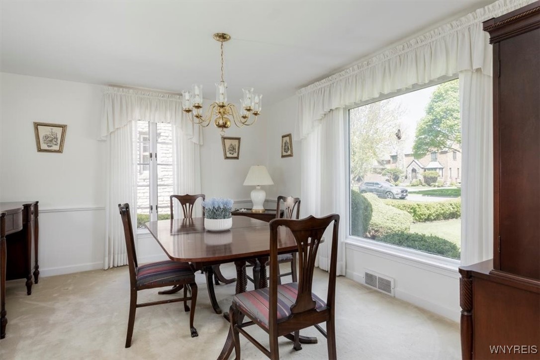 205 Deerhurst Park Boulevard, Tonawanda, New York image 6