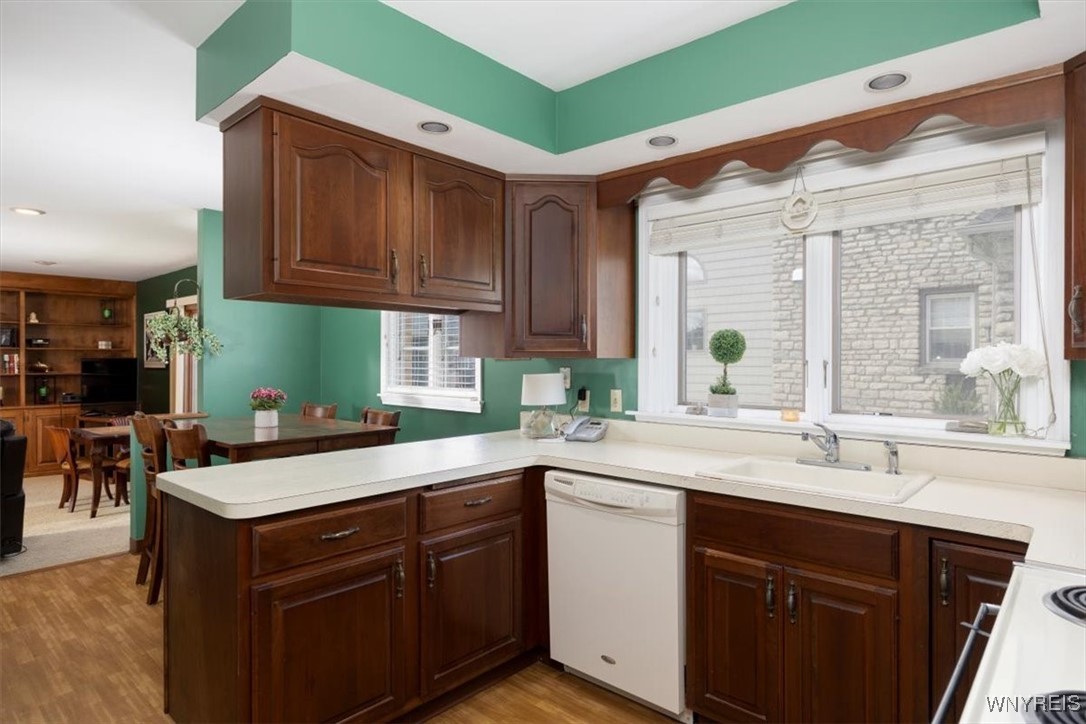 205 Deerhurst Park Boulevard, Tonawanda, New York image 7