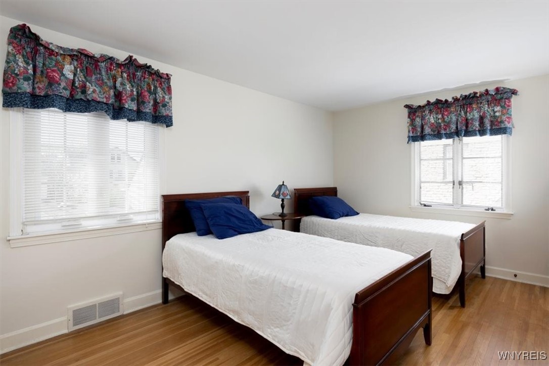 205 Deerhurst Park Boulevard, Tonawanda, New York image 22
