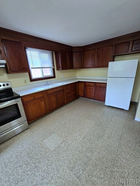 Tiny photo for 9 Floreis Court #Upper, Cheektowaga, NY 14225 (MLS # B1716143)