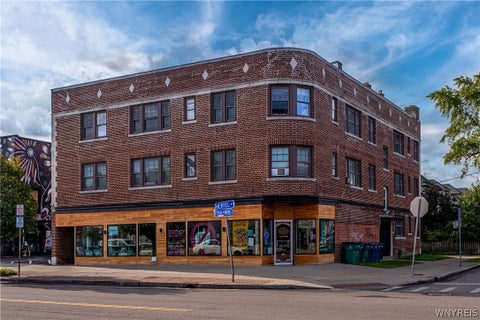 Photo of 1225 Hertel Avenue #12, Buffalo, NY 14216 (MLS # B1714029)