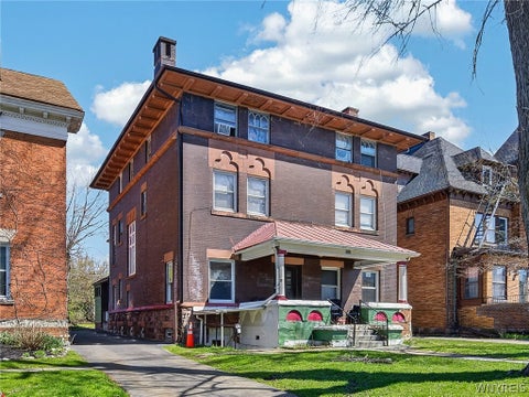 Photo of 333 Elmwood Avenue, Buffalo, NY 14222 (MLS # B1698331)