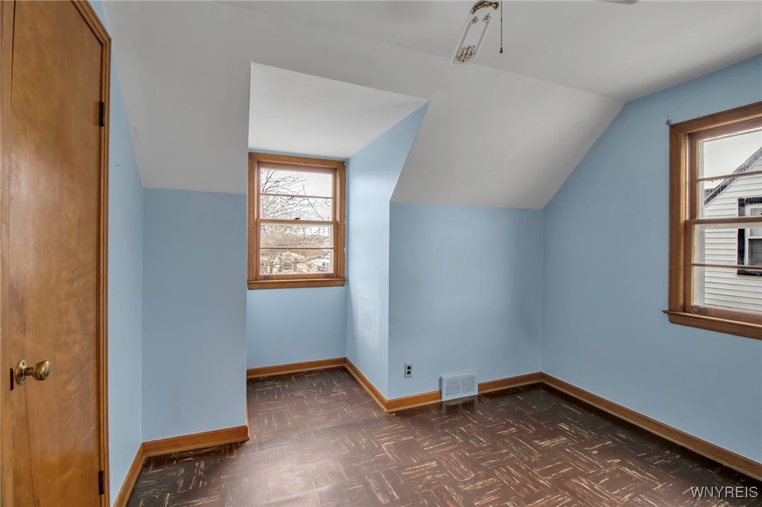 338 Mcnaughton Avenue, Cheektowaga, New York image 25