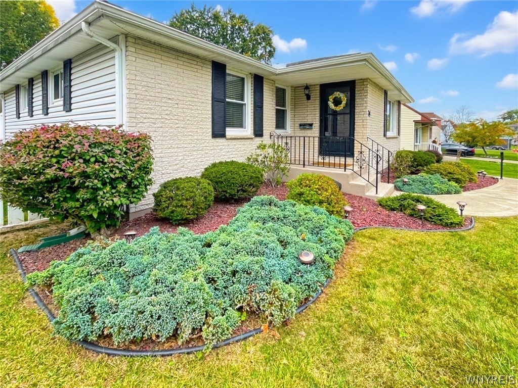 14 Mosher Drive