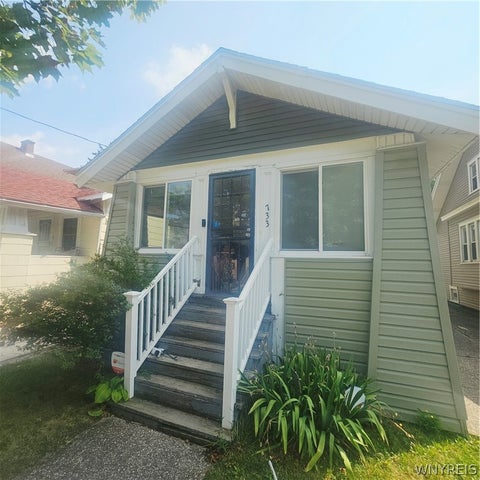 Photo of 733 Norfolk Avenue, Buffalo, NY 14215 (MLS # B1711709)