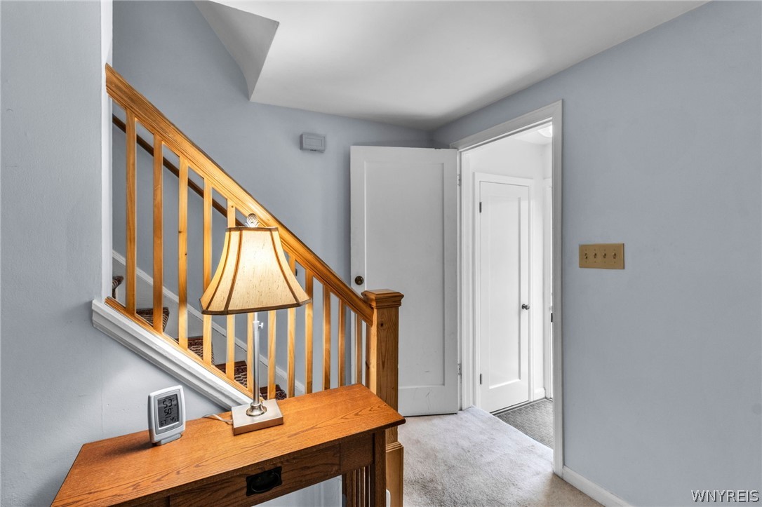 62 Endicott Dr