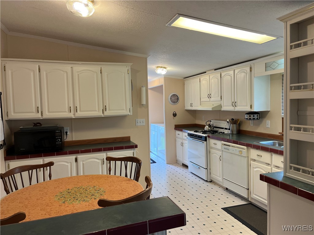 54 Green Valley Estates, Great Valley, New York image 11
