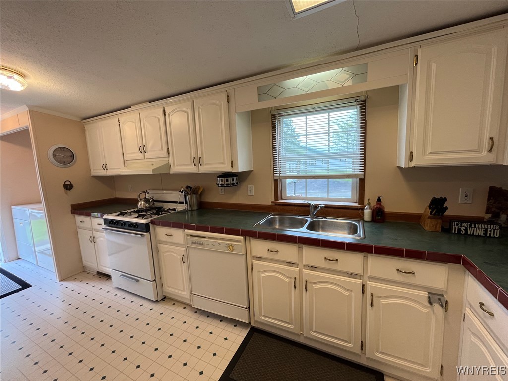 54 Green Valley Estates, Great Valley, New York image 13