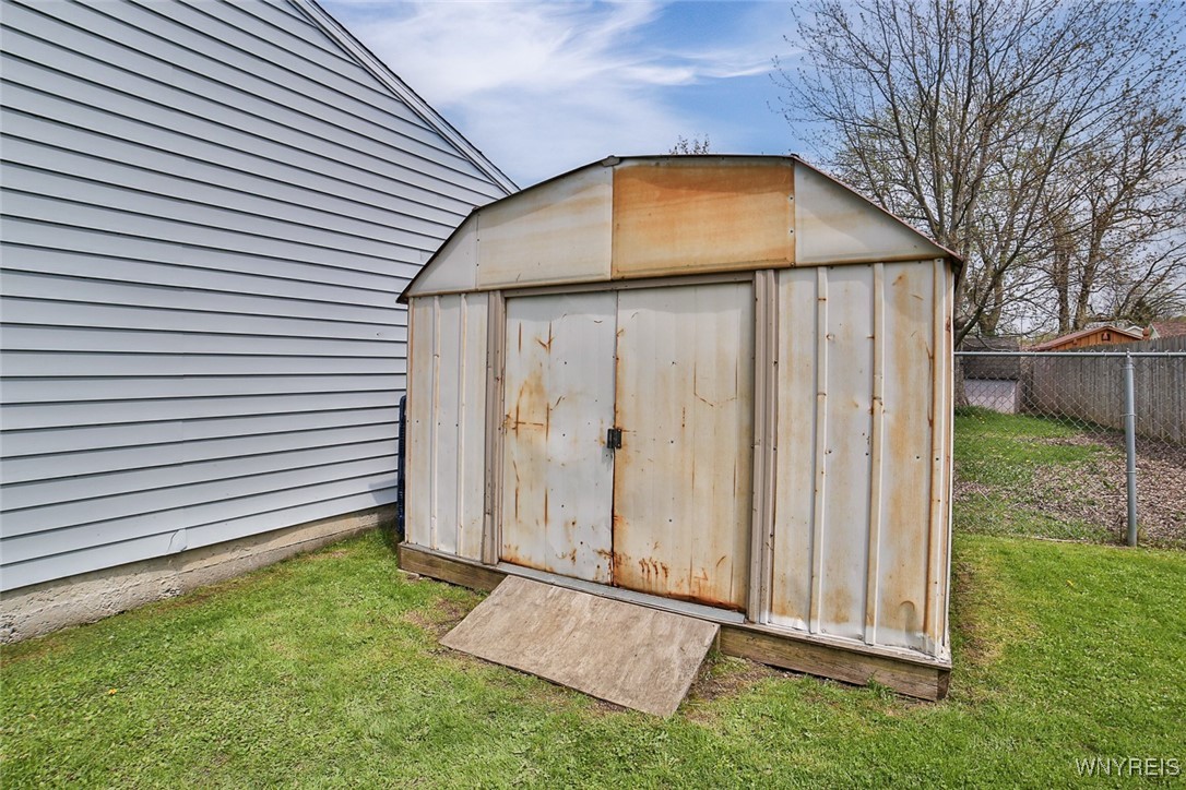 4959 Roseview Avenue, Hamburg, New York image 36