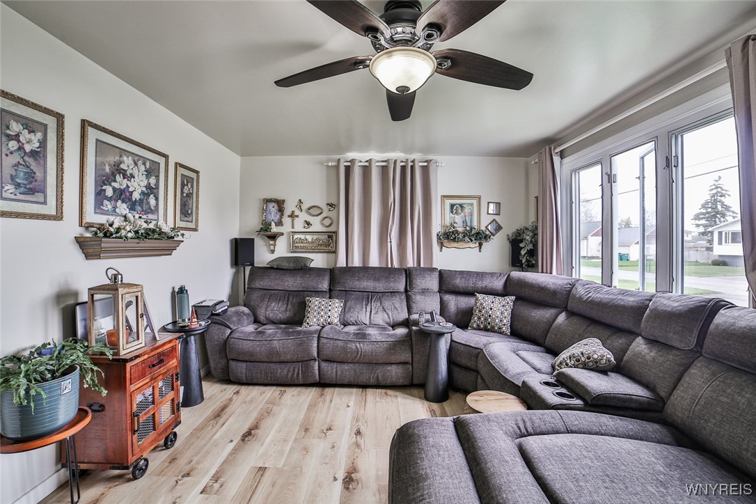 4959 Roseview Avenue, Hamburg, New York image 19