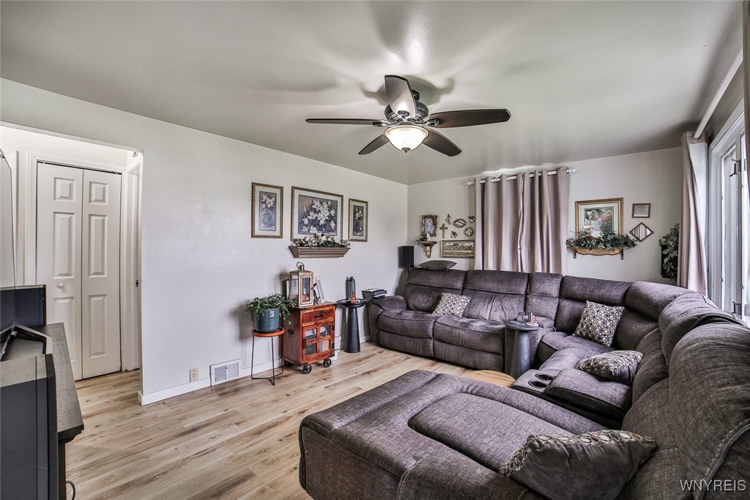 4959 Roseview Avenue, Hamburg, New York image 17
