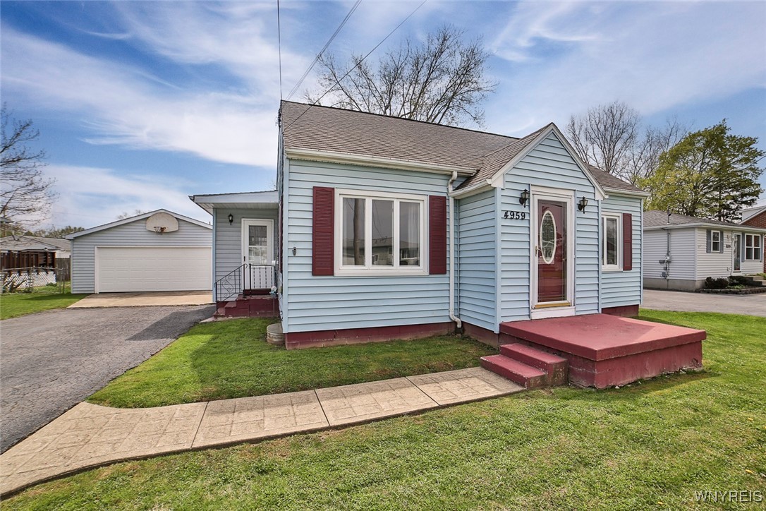 4959 Roseview Avenue, Hamburg, New York image 3