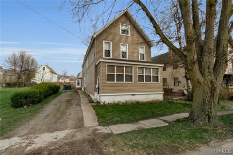Multifamily For Sale - 85 Hamburg Street<br/> Buffalo, NY 14204