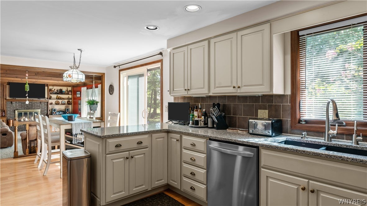 11 Skylark Court