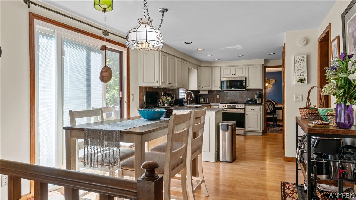 11 Skylark Court