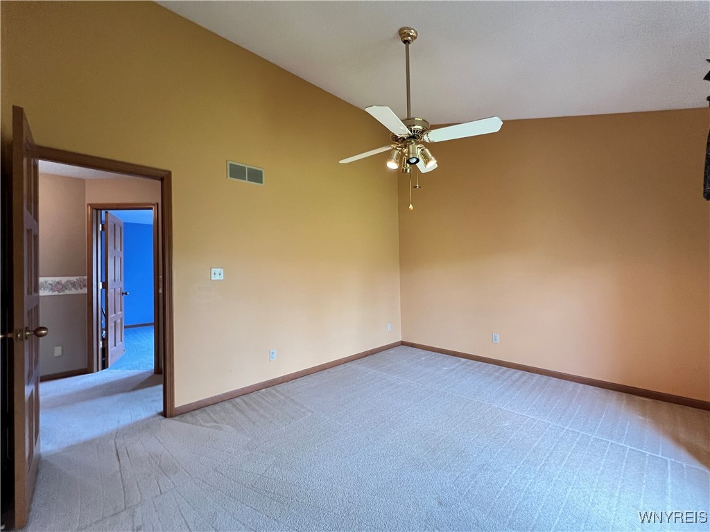 40 River Oaks Drive, Grand Island, New York image 24