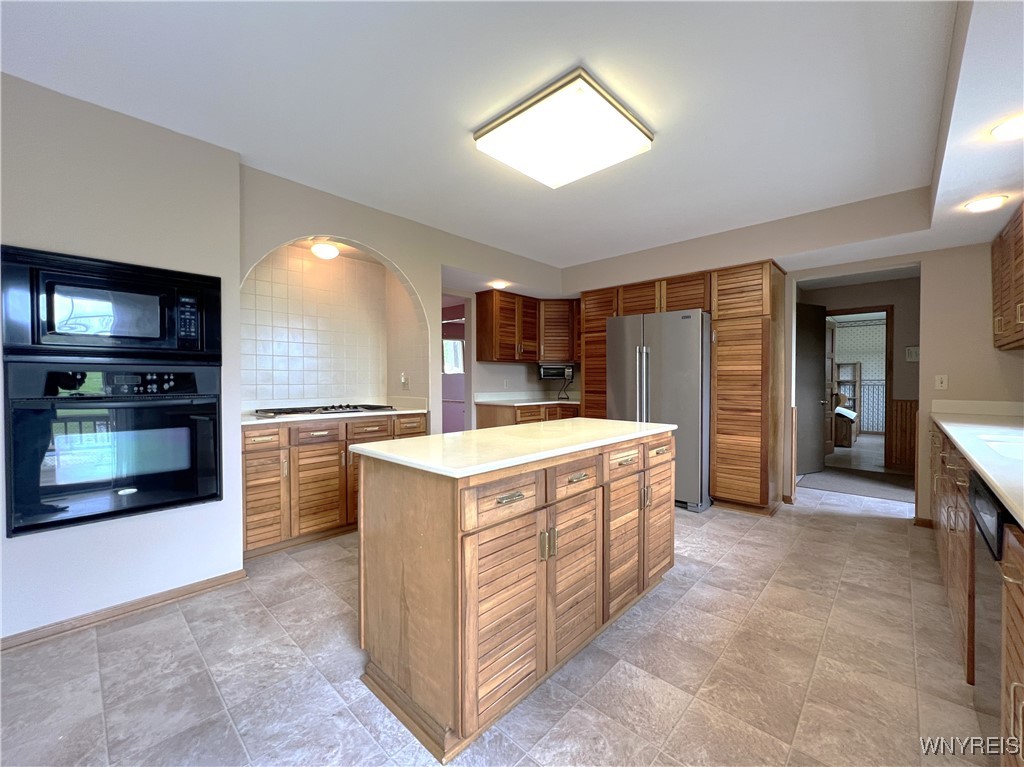 40 River Oaks Drive, Grand Island, New York image 12