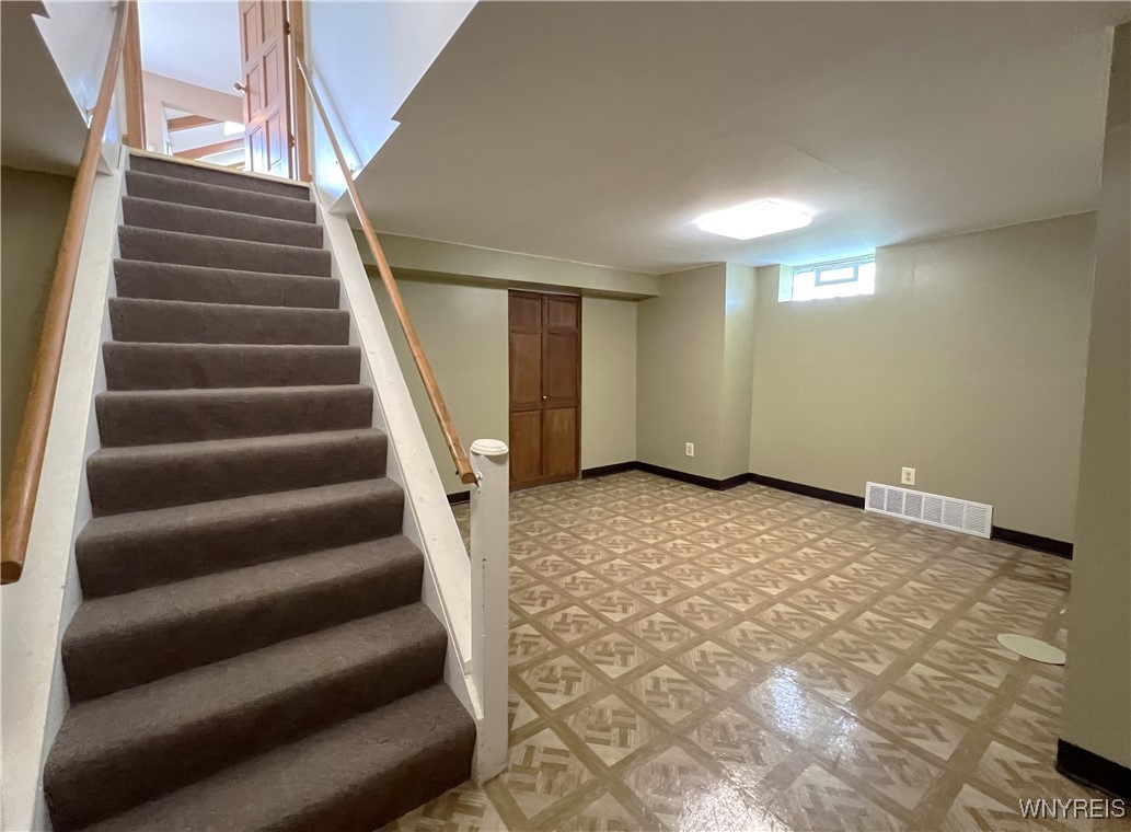 40 River Oaks Drive, Grand Island, New York image 28