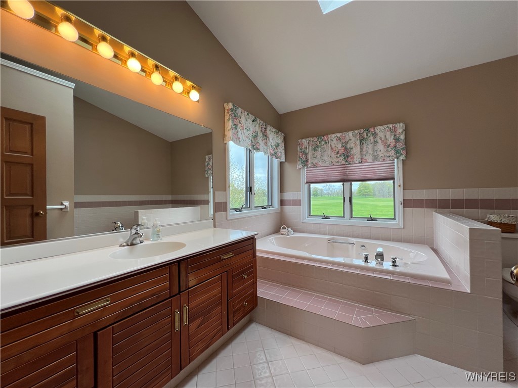 40 River Oaks Drive, Grand Island, New York image 19