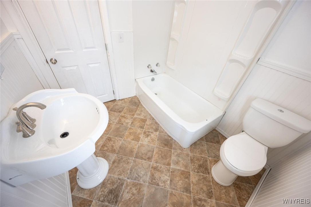 376 Tremont Street, North Tonawanda, New York image 33
