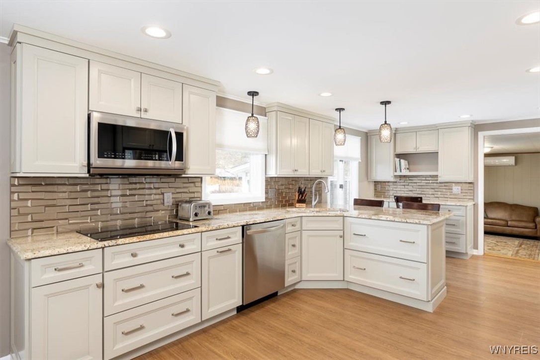 125 Harvey Drive, Lancaster, New York image 8