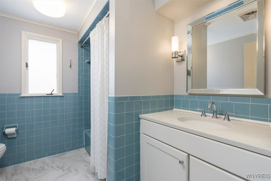 125 Harvey Drive, Lancaster, New York image 21