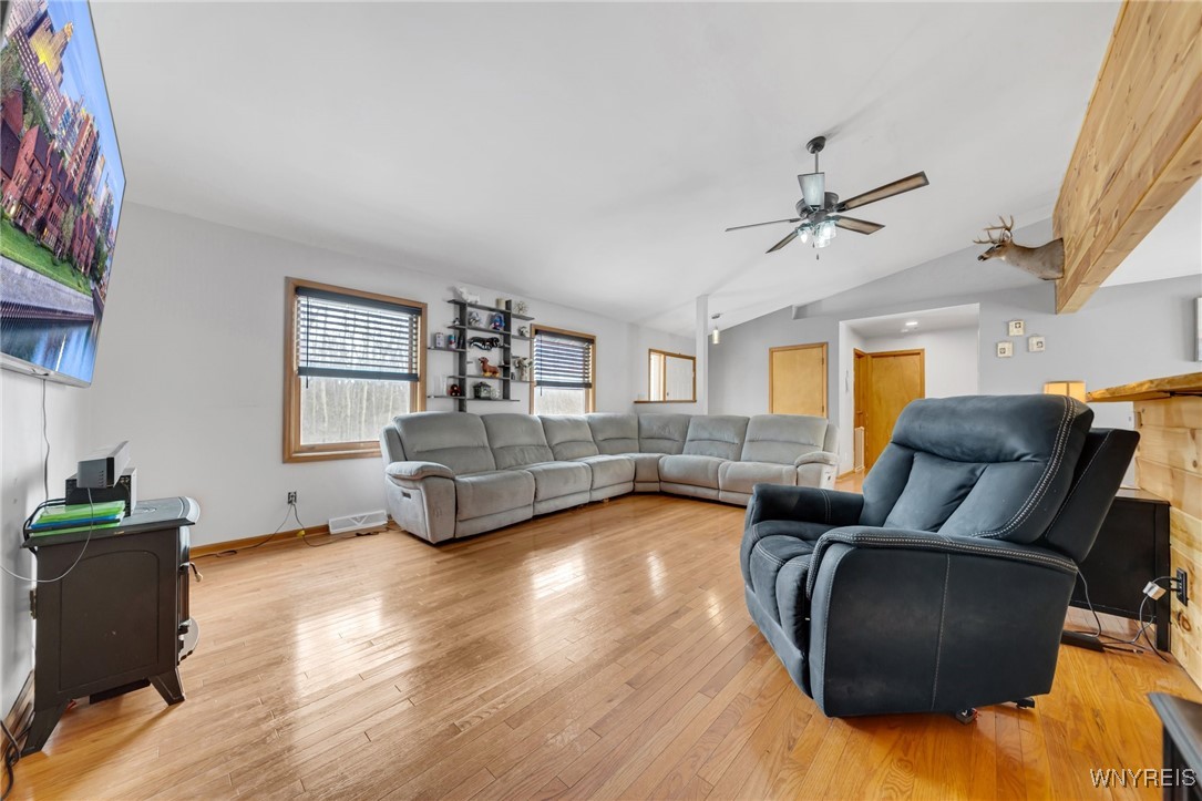 4468 Mckinley Parkway, Hamburg, New York image 9
