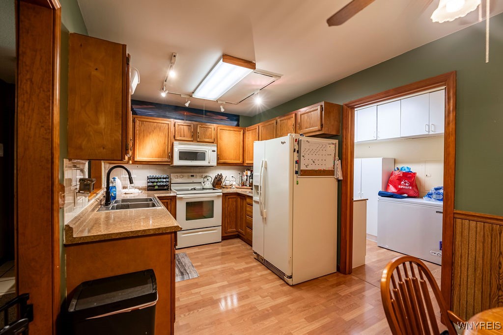 167 Chestnut Street, Wilson, New York image 3