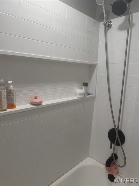 Tiny photo for 235 Robert Drive #Right Side, North Tonawanda, NY 14120 (MLS # B1655616)