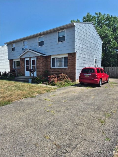 Photo of 235 Robert Drive #Right Side, North Tonawanda, NY 14120 (MLS # B1655616)
